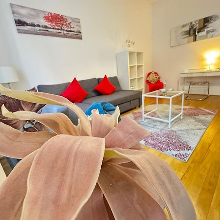 Charming Flat & Balcony Near Central Station L Bg5 فيينا المظهر الخارجي الصورة