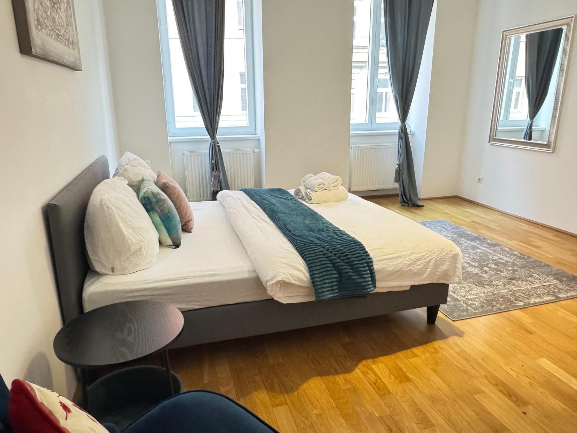 Charming Flat & Balcony Near Central Station L Bg5 فيينا المظهر الخارجي الصورة